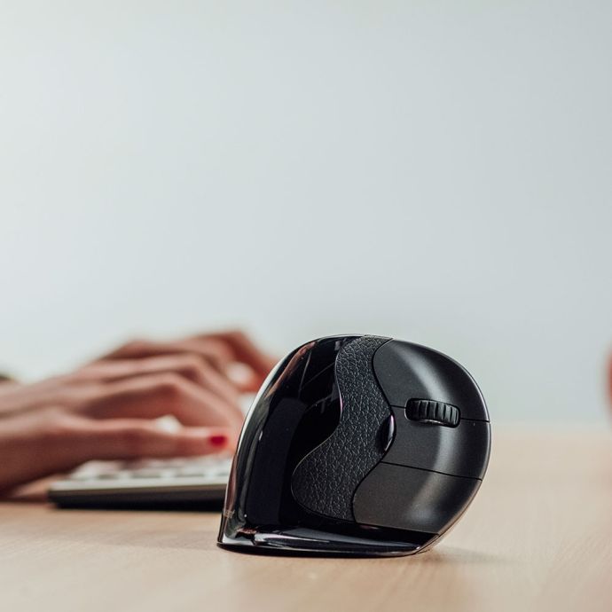 Evoluent VerticalMouse D - lifestyle angle view