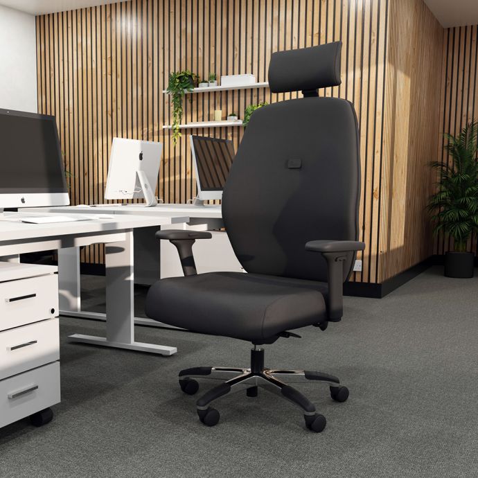 Positiv Plus Extra Bariatric Chair - lifestyle shot, with armrests and headrest