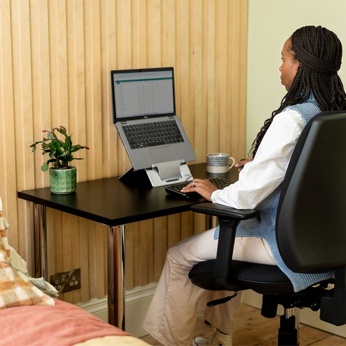 Positiv Homeworker Desk (Foldaway Legs) - Black - lifestyle shot