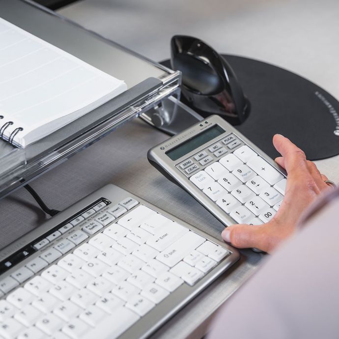 BakkerElkhuizen S-Board 840 Design Numeric Number Pad - lifestyle shot