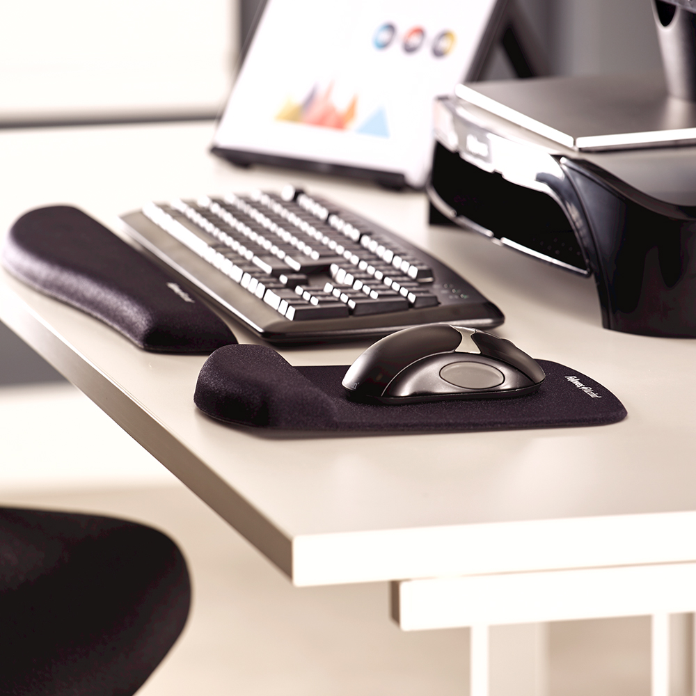 PlushTouch™ Black Mouse Pad Palm Support